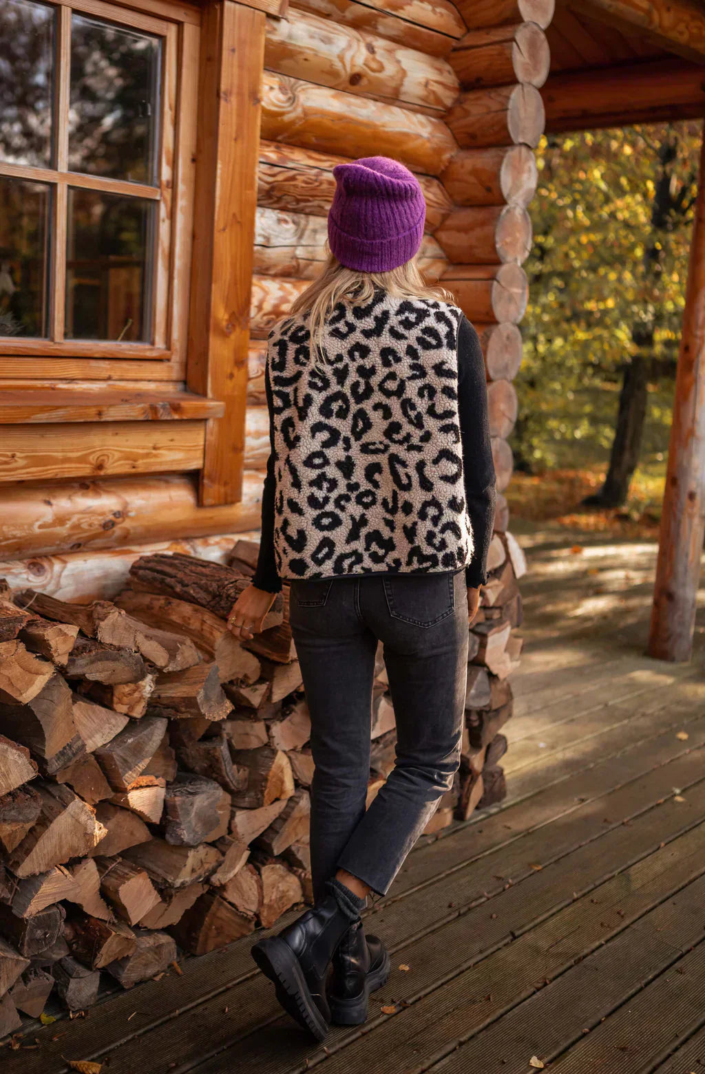 Amber| Statement Leopard Gilet