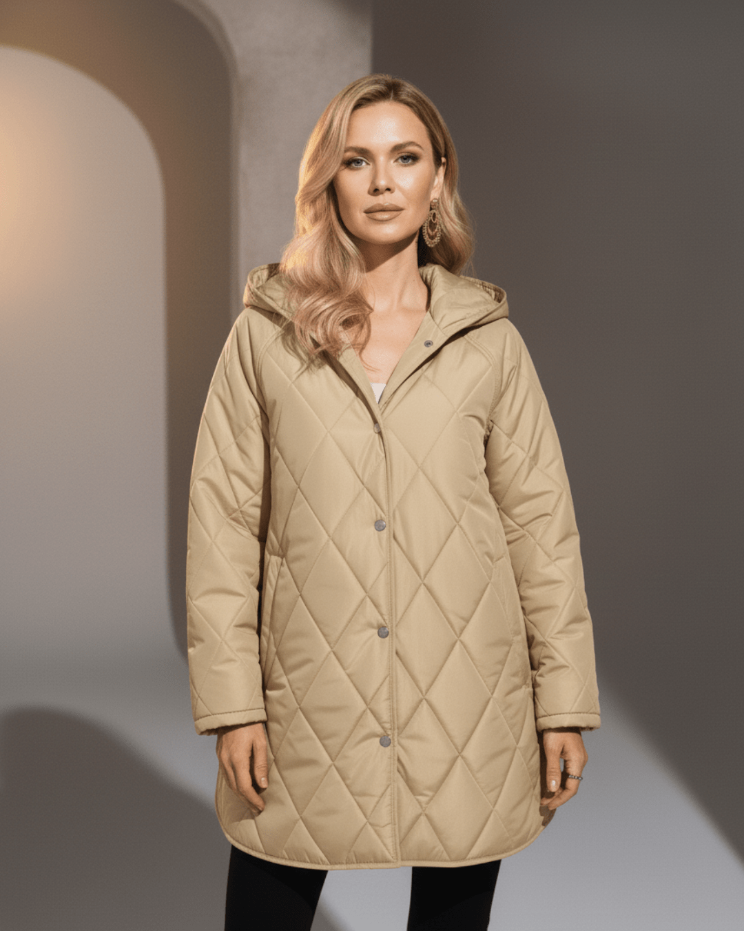 Cloé | Lightweight Hooded Jacket