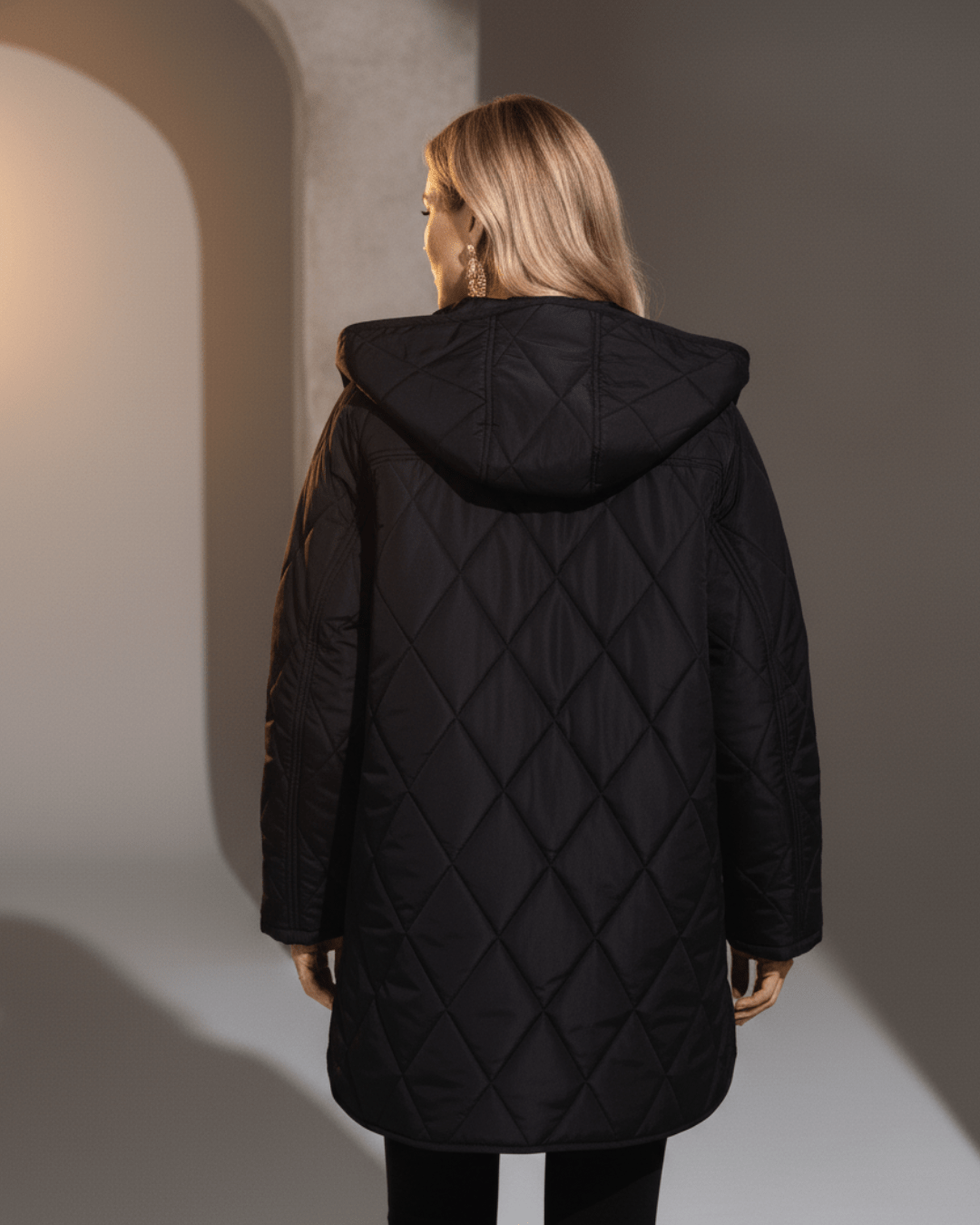 Cloé | Lightweight Hooded Jacket